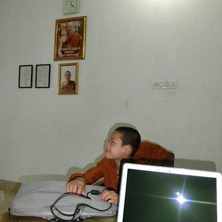 Lotus Residency Hotel Bodh Gaya Exterior foto